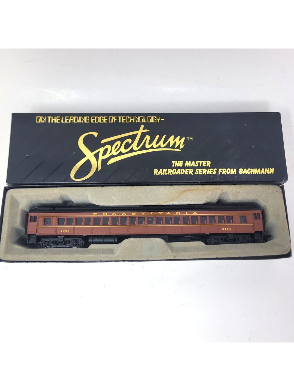Bachmann Spectrum 89003 HO Pennsylvania PRR 80 ft Heavyweight Coach 3764 Lighted